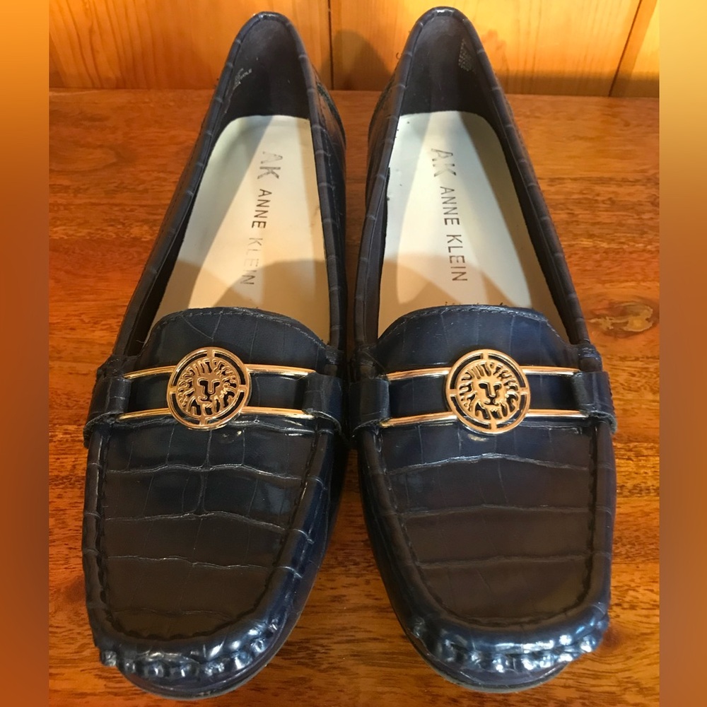 Anne Klein Blue Moccasin with Golden Medallion